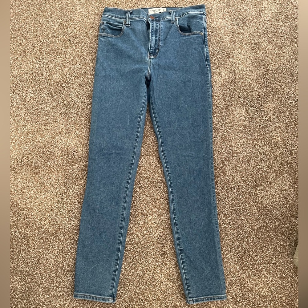 Abercrombie and Fitch Women's Jeans - Size 28/6L